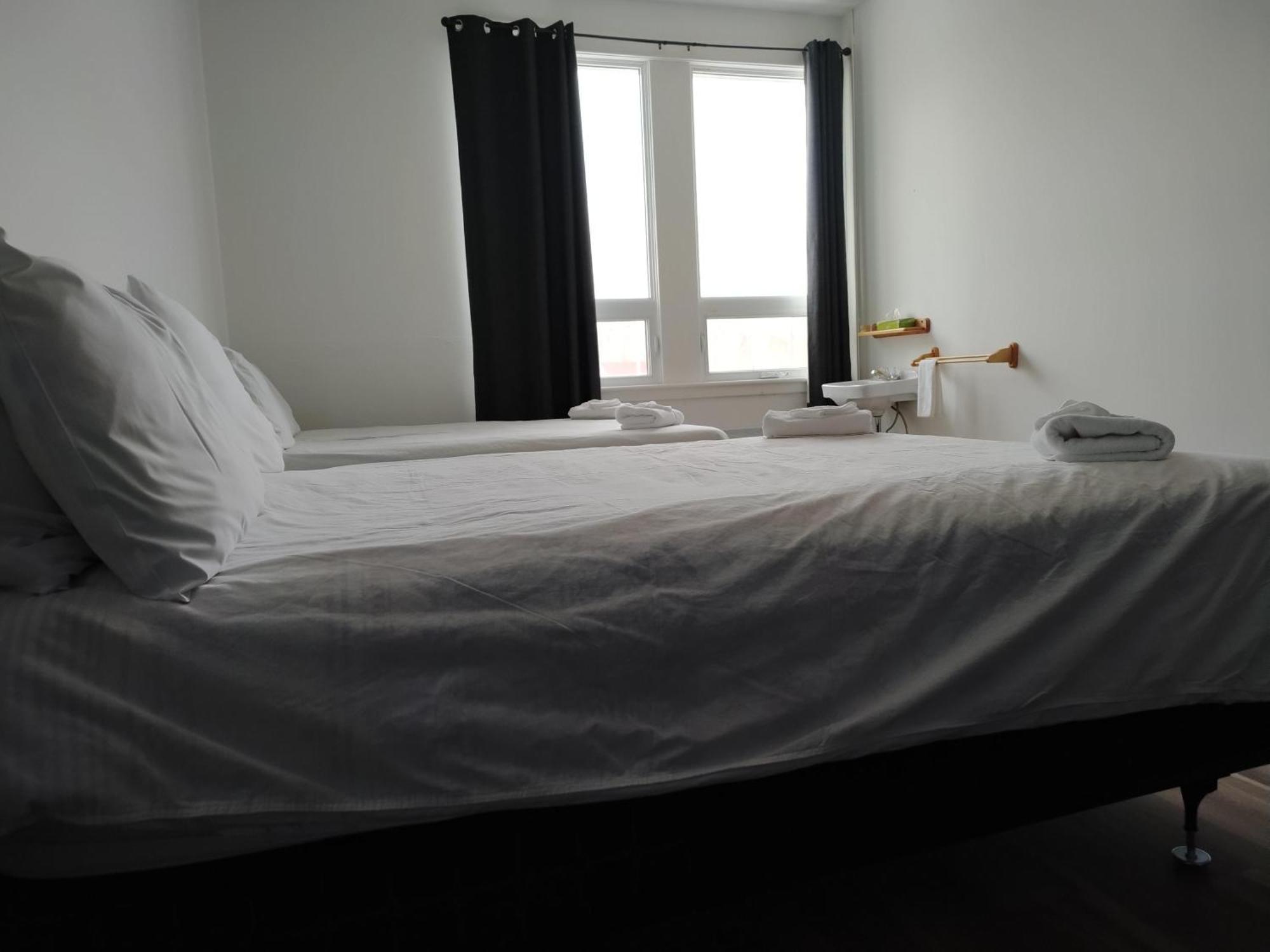 La Petite école De Forillon Mini-hôtel 2*