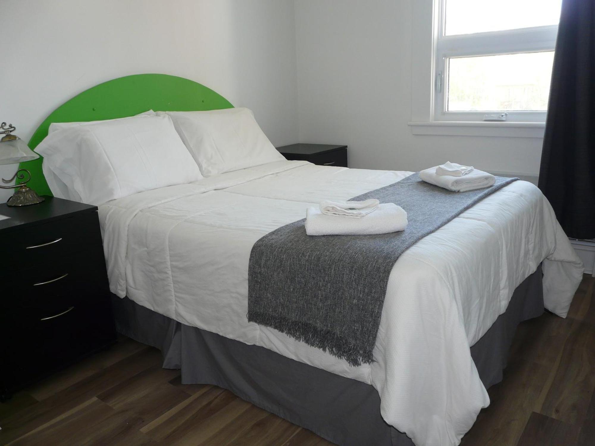 La Petite école De Forillon Mini-hôtel